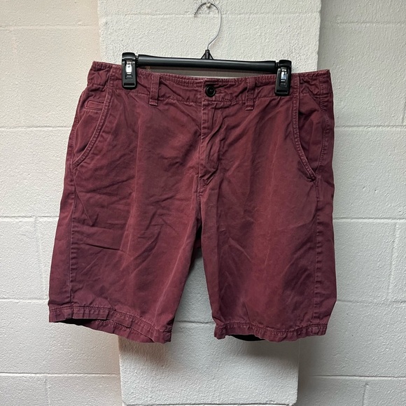 American Eagle Outfitters Other - American Eagle Outfitters Men's Dark Maroon Flat Front Shorts. 33